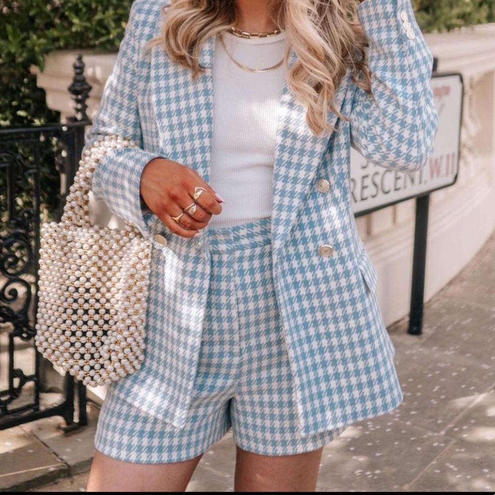 ZARA | NWT SHORT HOUNDSTOOTHS HIGH WAISTED SHORT BLOGGERS FAVORITE